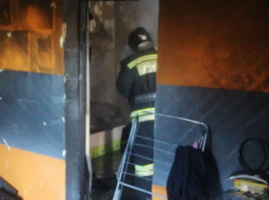 Пожар оставил семью новороссийцев с двумя детьми без крыши над головой