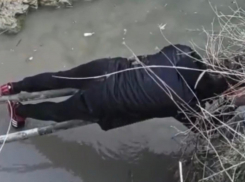 «Немного завис», или еще один нестандартный случай из жизни новороссийских спасателей