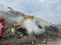 Мусорный полигон горит в Новороссийске горит почти месяц 