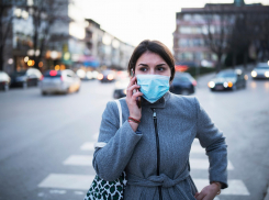 Новороссийцам не советуют носить маски на холоде 