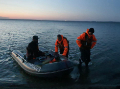 Опасный отдых: в районе Анапы серфера унесло в море