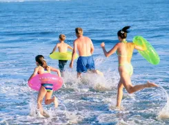 Все на пляж: Чёрное море очистилось после потопов 