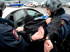 Полицейские продолжают отлов наркоманов в Новороссийске