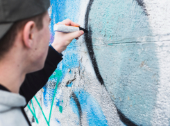 «Этого быть не должно!»: мэр Новороссийска объявил войну граффити