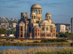 Погода в Новороссийске: малооблачно и +35 по ощущениям