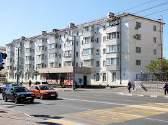 На одной из центральных улиц Новороссийска разделят «встречку»