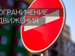 Внимание, движение затруднено! Ремонтировать убитую дорогу в Новороссийске будут по ночам