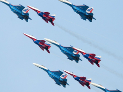 «Русские Витязи» как и обещали, поздравили новороссийцев с днем города