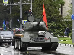 Как прошел Парад Победы в Новороссийске: большой фоторепортаж 