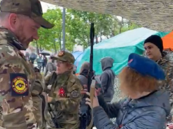 В Новороссийске проходит патриотическая ярмарка, приуроченная к 9 мая 