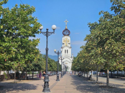 Когда в Новороссийске проложат недостающую трубу и часть плитки 
