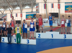 Новороссийские спортсмены КСЕ «Черномор» завоевали «золото» и «бронзу» на турнире по вольной борьбе