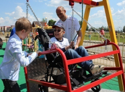Детскую площадку для инвалидов, стирающую границы возможностей, возводят в Новороссийске