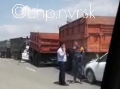 13 автомобилей сложились в домино под Новороссийском 