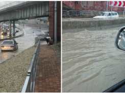 Машины новороссийцев утонули на новой развязке после кратковременного ливня