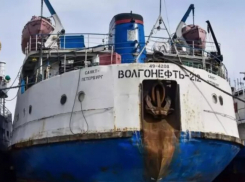 Наказали на 30 000 рублей: суд назначил штраф владельцу танкера «Волгонефть-212» 