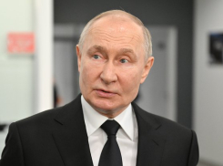 Ударили сами по себе? Путин связал атаку станции КТК с Европой