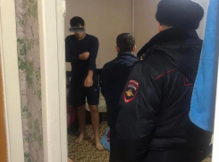 Суд Новороссийска решил выдворить 35 мигрантов из страны