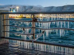 Новороссийск в плену норд-оста и заморозков: ТОП-4 самых ледяных зимы последних лет 