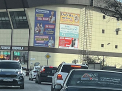 Создают помехи другим водителям: жительница Новороссийска об учениках автошкол 