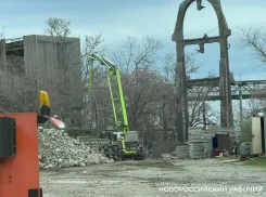 Рушится история: жители Шесхариса обеспокоены состоянием исторических арок в Новороссийске