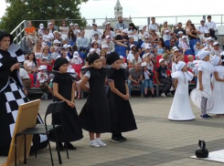 Новороссийцы поставили рекорд России по массовой игре в шахматы