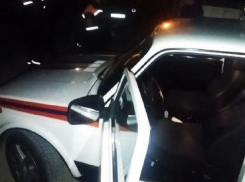 Пляж, колёса, галька, баклажан и лебёдка - скрасили ночь спасателям Новороссийска