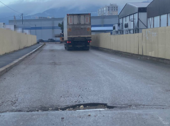 «Реестр ям» составят в Новороссийске: глава города узнал о жутком ДТП