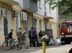 Погибла пенсионерка: в жилом доме Новороссийска произошел пожар