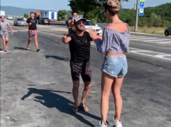 Горячие кавказские парни выловили Ольгу Бузову на трассе в Анапе