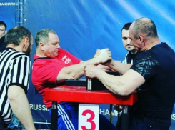 Преподаватель новороссийской «вышки» занял третье место в Чемпионате России по армреслингу