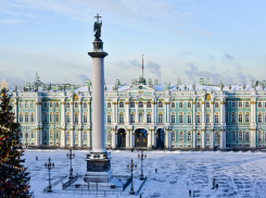 Житель Новороссийска сломал палец императрице Александре Фёдоровне в Санкт-Петербурге