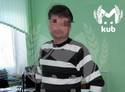 Уроки откровенного содержания: учитель из Новороссийска обвиняется в совращении ученика