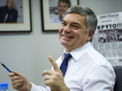 Новороссиец планирует покупку на 38 млрд рублей