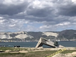 Бардак на «Малой Земле» продолжается