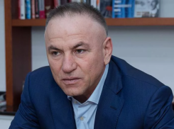 Не ваше дело: процесс об изъятии активов экс-депутата Исаева проходит за закрытыми дверями