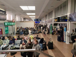 Краснодарский аэропорт закрыт: 10 рейсов ушли на запасные аэродромы 