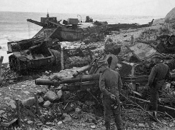 Новороссийск 75 лет назад: врага планируют взять в «клещи»