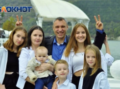 «Чайлдфри не осуждаю»: мама пятерых детей из Новороссийска рассказала, как не сойти с ума