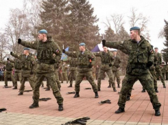 Новороссийские десантники разбивали бутылки и стреляли в Тимашевске