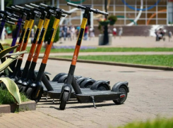  Бардак с электросамокатами в Новороссийске хотят исправить «умными» технологиями