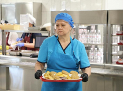 132 рубля тратят на школьный завтрак для одного ребенка младших классов в Новороссийске