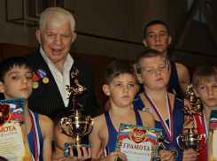 Уходя, оставить след: спортшколе «Раевская» присвоили имя Юрия Ивановича Гордеева