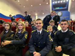 Ушаковка наградила 60 лучших курсантов в День студента