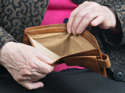 Задержана подозреваемая в краже 270 000 у новороссийской пенсионерки