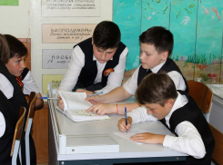 На сложнейшие вопросы о Понте Эвксинском ответили новороссийцы и не только