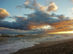 Возьмите очки, но не забудьте зонтик: во вторник новороссийцев ждет неоднозначная погода