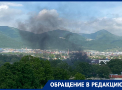 Жгут что-то ужасное: на одной из новороссийских строек развели настораживающий костер