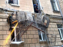 Девочку, пострадавшую при обрушении балкона, доставили в новороссийкую больницу