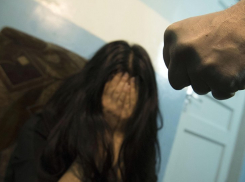 В УМВД по Новороссийску поделились подробностями об избиении девушки в 13 микрорайоне